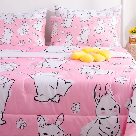 Other - Cute Pink Bunny Bedding Set